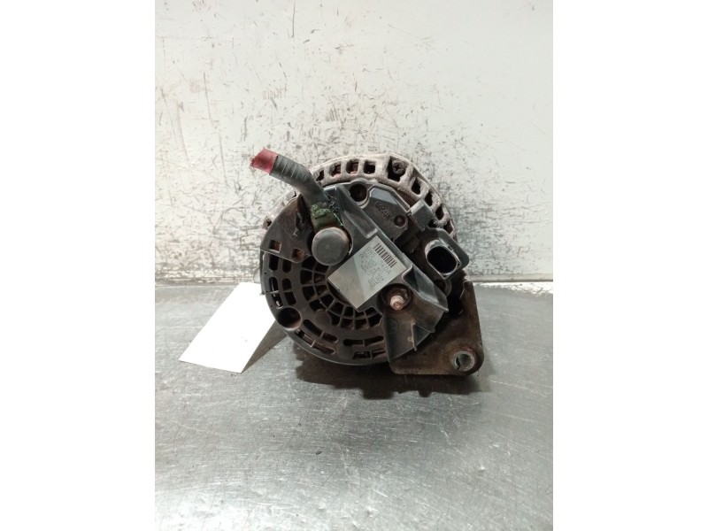 Recambio de alternador para iveco massif single cab 3.0 hpi referencia OEM IAM 504057813 0124525064 
