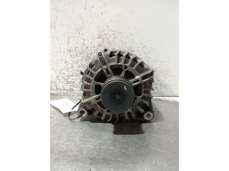 Recambio de alternador para peugeot partner tepee 1.6 hdi 90 referencia OEM IAM 9678048880 2621087A 