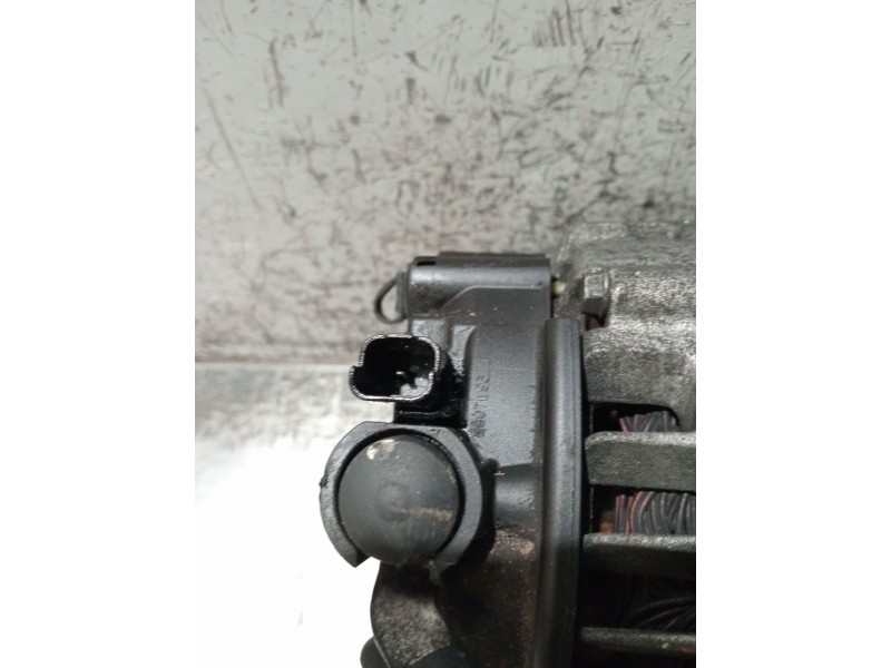 Recambio de alternador para peugeot partner tepee 1.6 hdi 90 referencia OEM IAM 9678048880 2621087A 