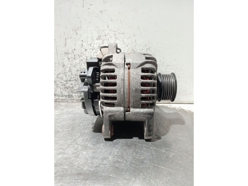 Recambio de alternador para renault megane iii hatchback (bz0/1_, b3_) 1.6 16v (bz1b, bz1h) referencia OEM IAM 8200660025 012442