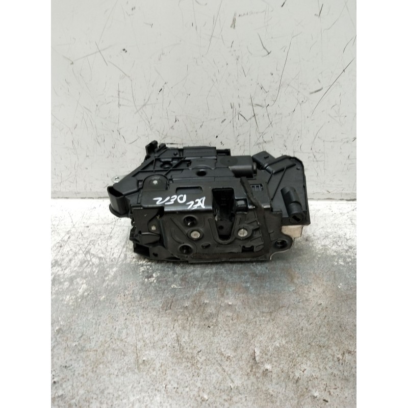 Recambio de motor cierre centralizado delantero derecho para volkswagen passat cc b6 (357) 2.0 tdi referencia OEM IAM 5N1837016C