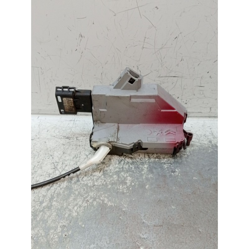 Recambio de motor cierre centralizado trasero izquierdo para peugeot 308 sw i (4e_, 4h_) 1.6 hdi referencia OEM IAM PSA567165 5P