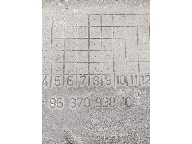 Recambio de carter para peugeot 407 (6d_) 1.8 (6d6fzb) referencia OEM IAM 9637093810  