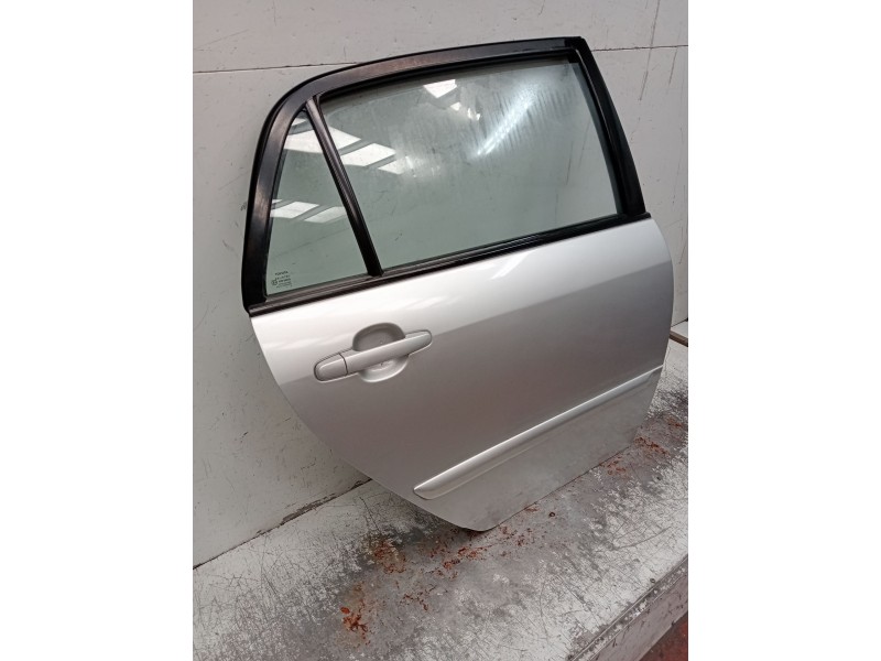 Recambio de puerta trasera derecha para toyota corolla (_e12_) 1.6 vvt-i (zze121_) referencia OEM IAM  5P 