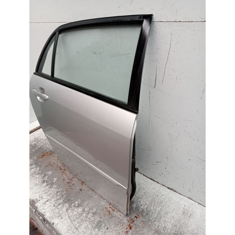Recambio de puerta trasera derecha para toyota corolla (_e12_) 1.6 vvt-i (zze121_) referencia OEM IAM  5P 