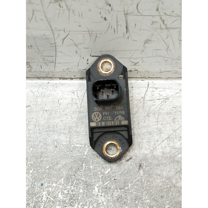 Recambio de sensor para volkswagen passat cc b6 (357) 2.0 tdi referencia OEM IAM 3C0907651  