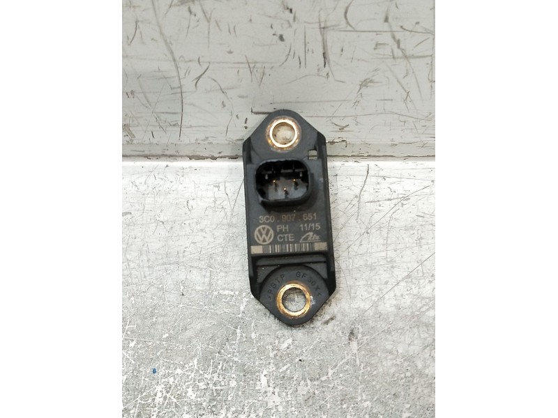 Recambio de sensor para volkswagen passat cc b6 (357) 2.0 tdi referencia OEM IAM 3C0907651  