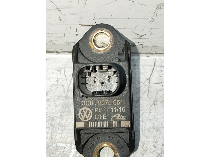 Recambio de sensor para volkswagen passat cc b6 (357) 2.0 tdi referencia OEM IAM 3C0907651  