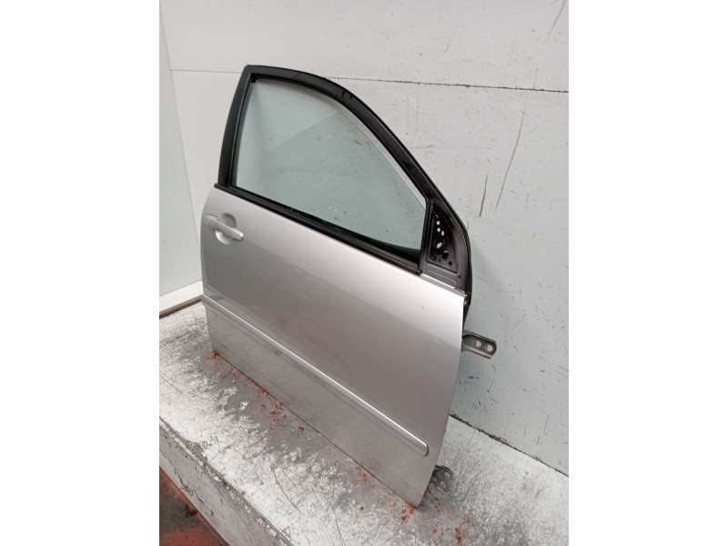 Recambio de puerta delantera derecha para toyota corolla (_e12_) 1.6 vvt-i (zze121_) referencia OEM IAM  5P 