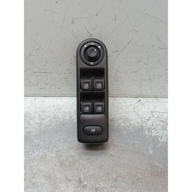 Recambio de mando elevalunas delantero izquierdo para renault captur i (j5_, h5_) 1.2 tce 120 referencia OEM IAM  5P 