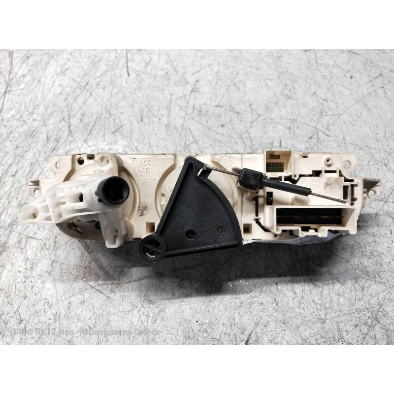 Recambio de mando calefaccion / aire acondicionado para ford focus c-max (cap) ambiente (d) referencia OEM IAM 3M5T19980  