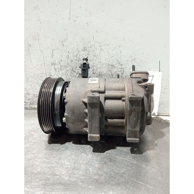 Recambio de compresor aire acondicionado para kia magentis ii (mg) 2.0 crdi referencia OEM IAM F500DC4CA08  