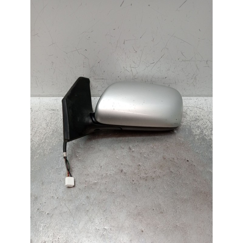 Recambio de retrovisor izquierdo para toyota avensis station wagon (_t25_) 2.2 d-4d (adt251_) referencia OEM IAM  ELÉCTRICO 