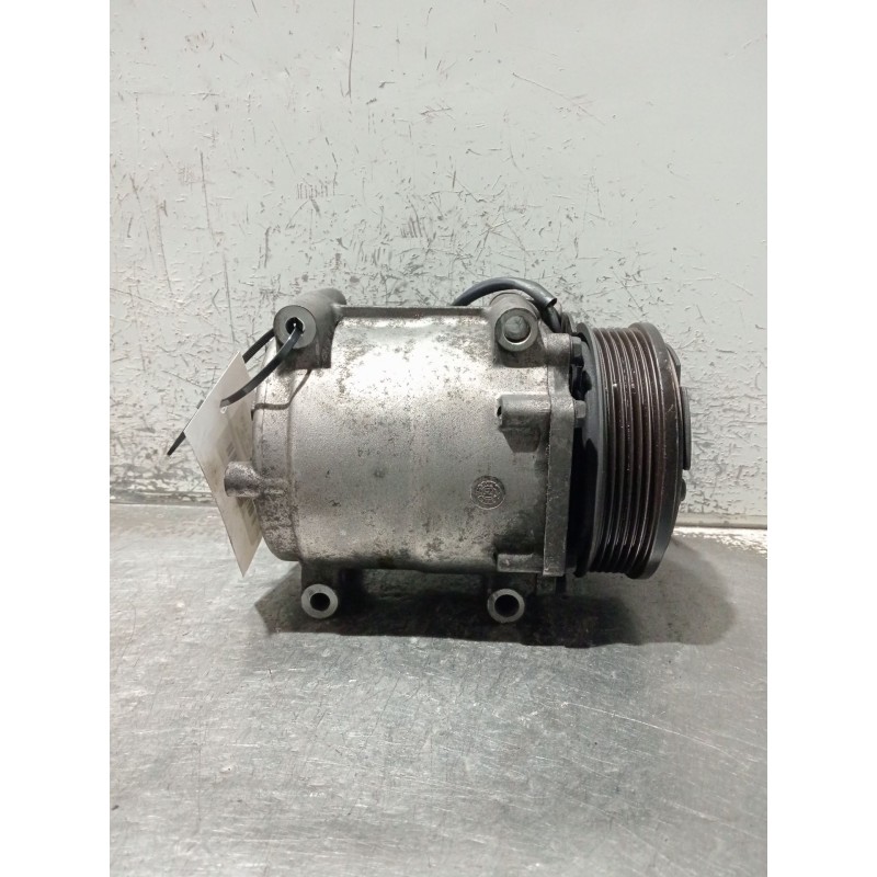 Recambio de compresor aire acondicionado para ford fiesta vi (cb1, ccn) 1.6 tdci referencia OEM IAM 8V5119D629DF  