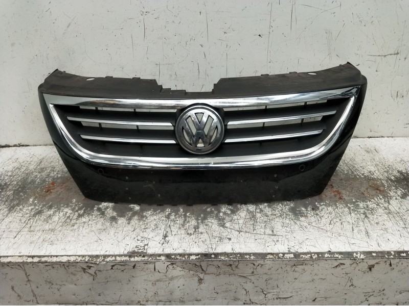 Recambio de rejilla delantera para volkswagen passat cc b6 (357) 2.0 tdi referencia OEM IAM   