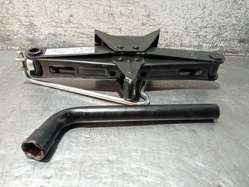 Recambio de gato para renault captur i (j5_, h5_) 1.2 tce 120 referencia OEM IAM 995502180R 8200492487 