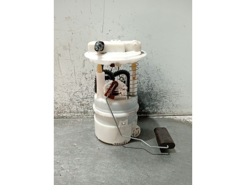 Recambio de bomba combustible para renault captur i (j5_, h5_) 1.2 tce 120 referencia OEM IAM   