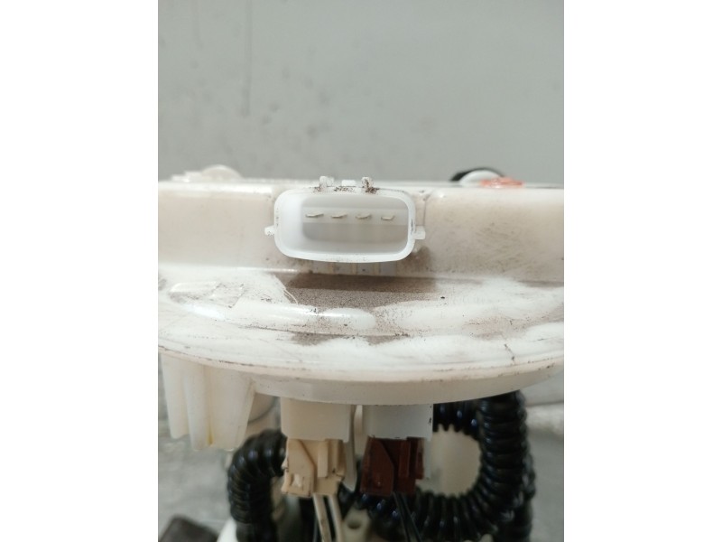 Recambio de bomba combustible para renault captur i (j5_, h5_) 1.2 tce 120 referencia OEM IAM   