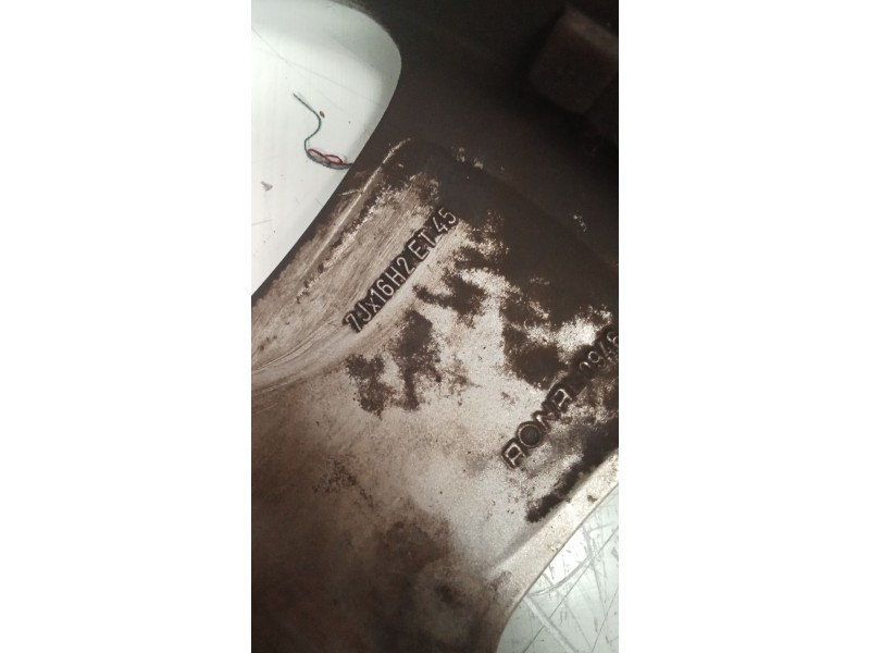 Recambio de juego llantas para audi a4 avant (b5) 1.8 referencia OEM IAM 7J16H2 4B0601025AA ET45