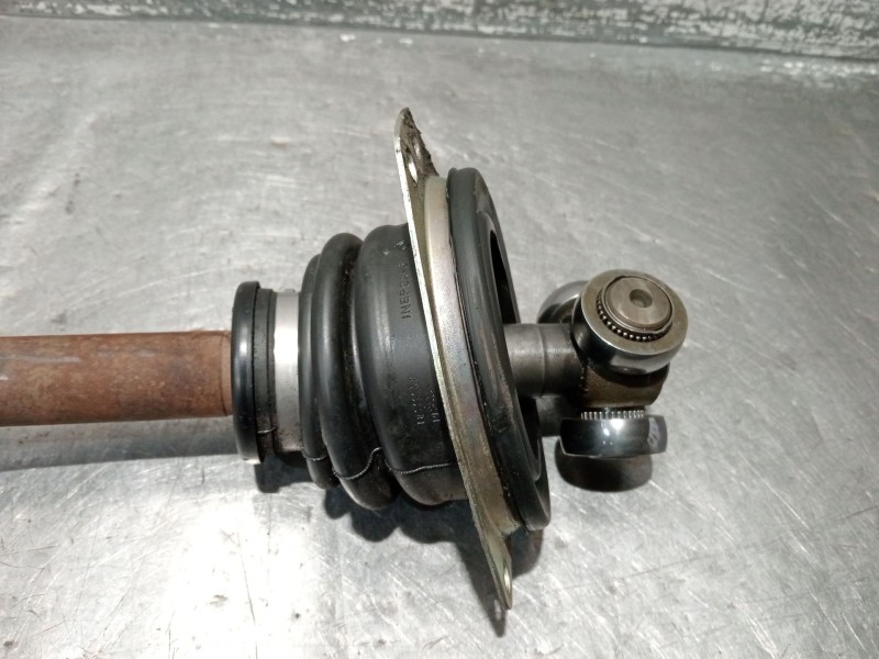 Recambio de transmision delantera izquierda para nissan primastar furgoneta (x83) 1.9 dci 100 referencia OEM IAM 8200485589  