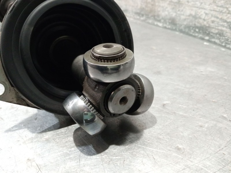 Recambio de transmision delantera izquierda para nissan primastar furgoneta (x83) 1.9 dci 100 referencia OEM IAM 8200485589  