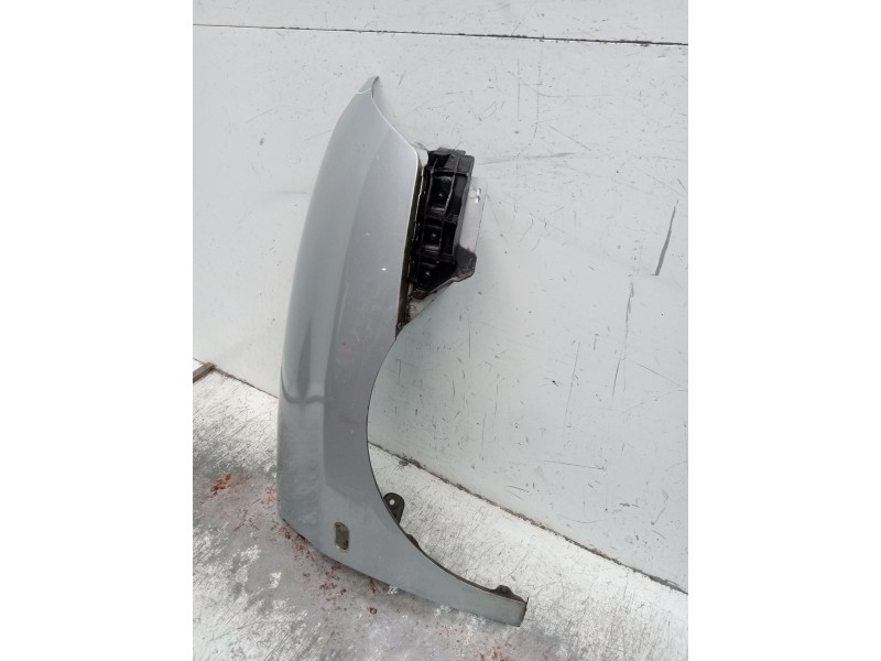 Recambio de aleta delantera derecha para seat ibiza iii (6l1) 1.4 tdi referencia OEM IAM   