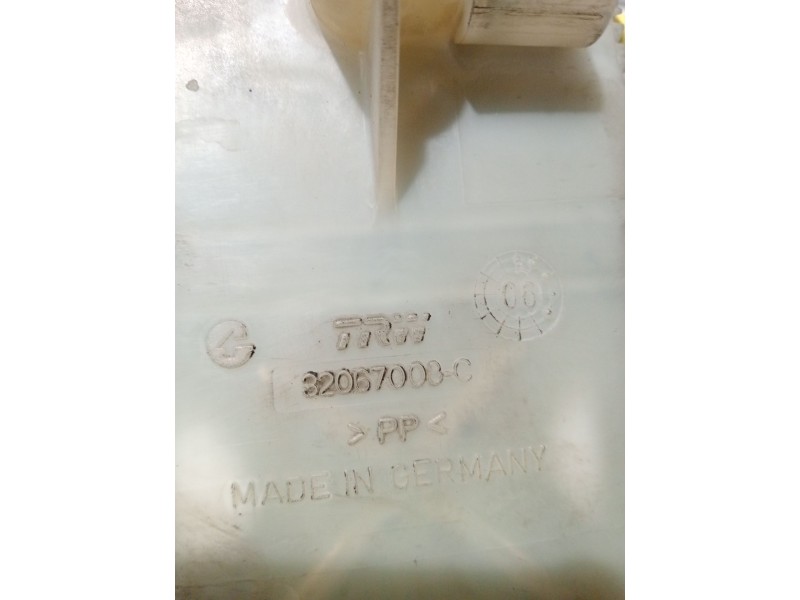 Recambio de bomba freno para nissan primastar furgoneta (x83) 1.9 dci 100 referencia OEM IAM 32067008C  