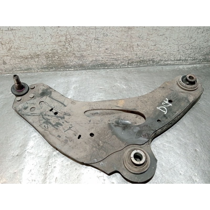 Recambio de brazo suspension inferior delantero derecho para nissan primastar furgoneta (x83) 1.9 dci 100 referencia OEM IAM   