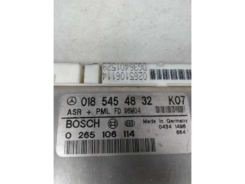 Recambio de centralita asr para mercedes clase e (w210) berlina 4.2 v8 32v cat referencia OEM IAM 0265106114 0185454832 FD96M04 