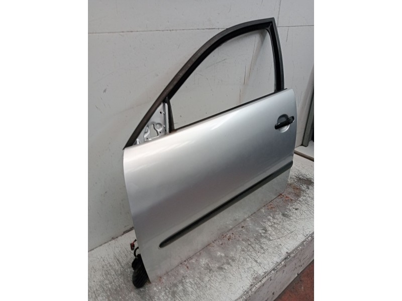 Recambio de puerta delantera izquierda para seat ibiza iii (6l1) 1.4 tdi referencia OEM IAM  5P 