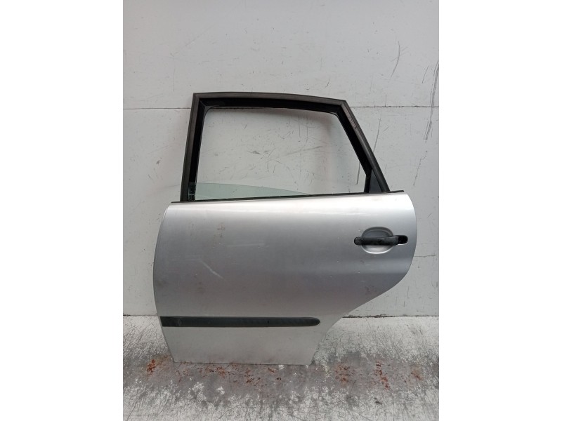 Recambio de puerta trasera izquierda para seat ibiza iii (6l1) 1.4 tdi referencia OEM IAM  5P 
