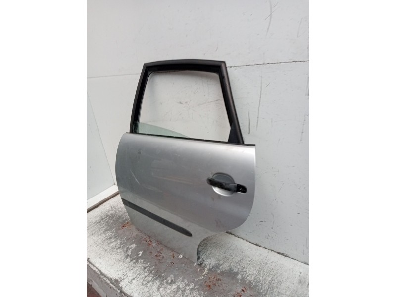 Recambio de puerta trasera izquierda para seat ibiza iii (6l1) 1.4 tdi referencia OEM IAM  5P 
