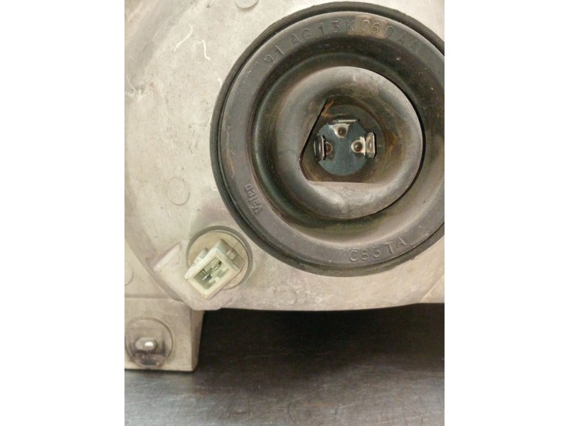 Recambio de faro derecho para ford orion iii (gal) 1.8 d referencia OEM IAM   