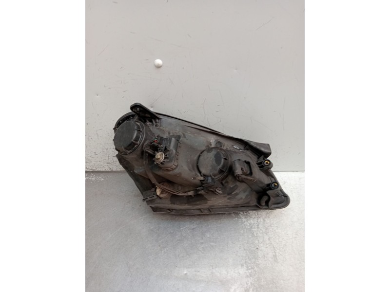 Recambio de faro izquierdo para kia magentis ii (mg) 2.0 crdi referencia OEM IAM   