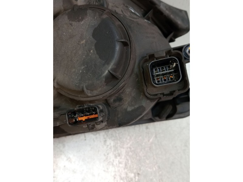 Recambio de faro izquierdo para kia magentis ii (mg) 2.0 crdi referencia OEM IAM   