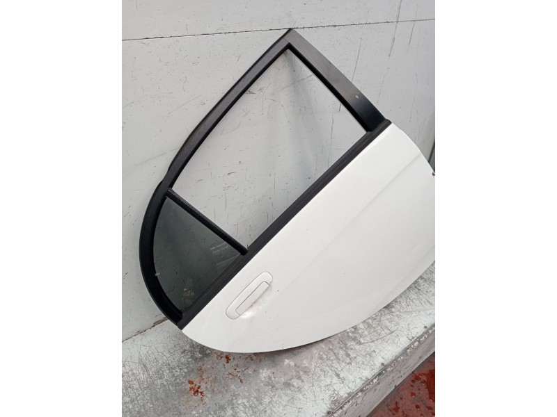 Recambio de puerta trasera derecha para citroën c-zero referencia OEM IAM   