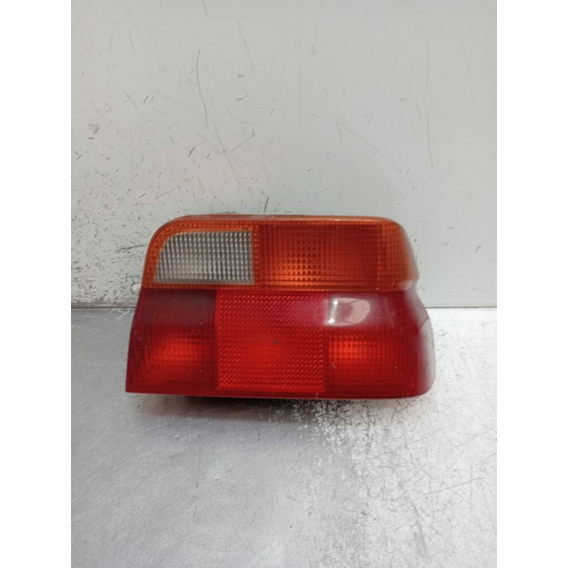 Recambio de piloto trasero derecho para ford orion iii (gal) 1.8 d referencia OEM IAM   