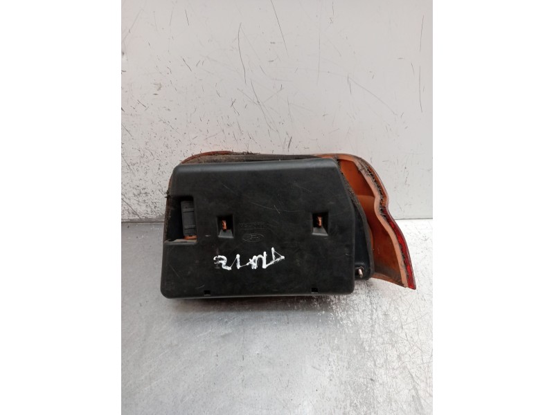 Recambio de piloto trasero izquierdo para ford orion iii (gal) 1.8 d referencia OEM IAM   