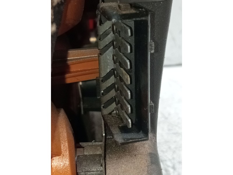 Recambio de piloto trasero izquierdo para ford orion iii (gal) 1.8 d referencia OEM IAM   