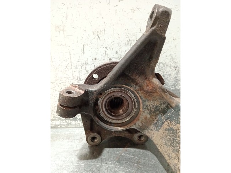 Recambio de mangueta delantera izquierda para peugeot 206 hatchback (2a/c) 1.9 d referencia OEM IAM   