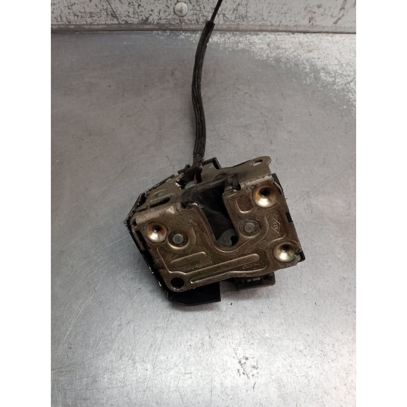 Recambio de motor cierre centralizado delantero izquierdo para renault clio ii (bb_, cb_) 1.5 dci (b/cb08) referencia OEM IAM   