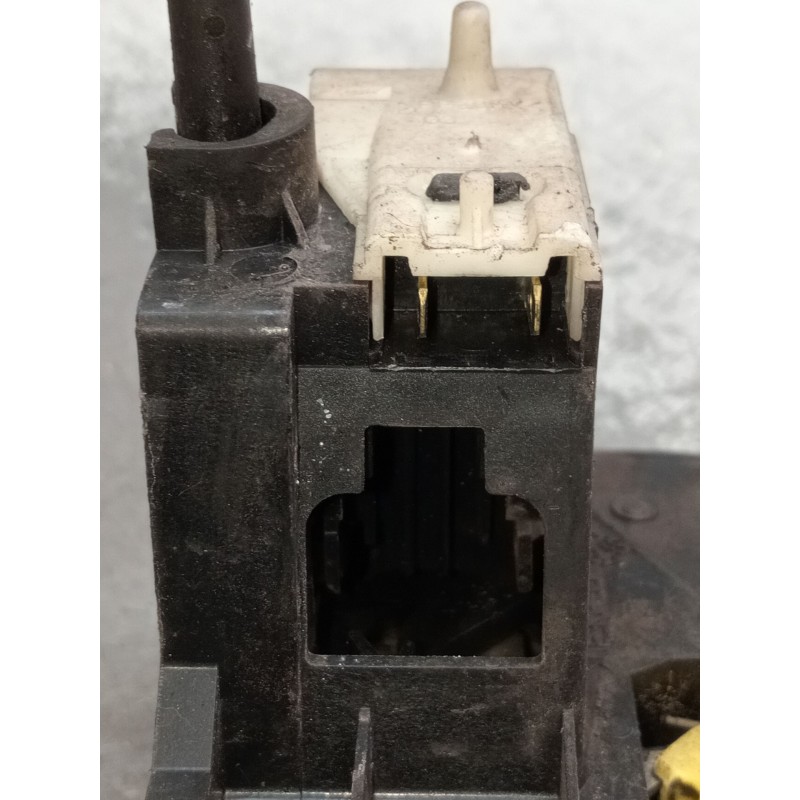 Recambio de motor cierre centralizado delantero izquierdo para renault clio ii (bb_, cb_) 1.5 dci (b/cb08) referencia OEM IAM   