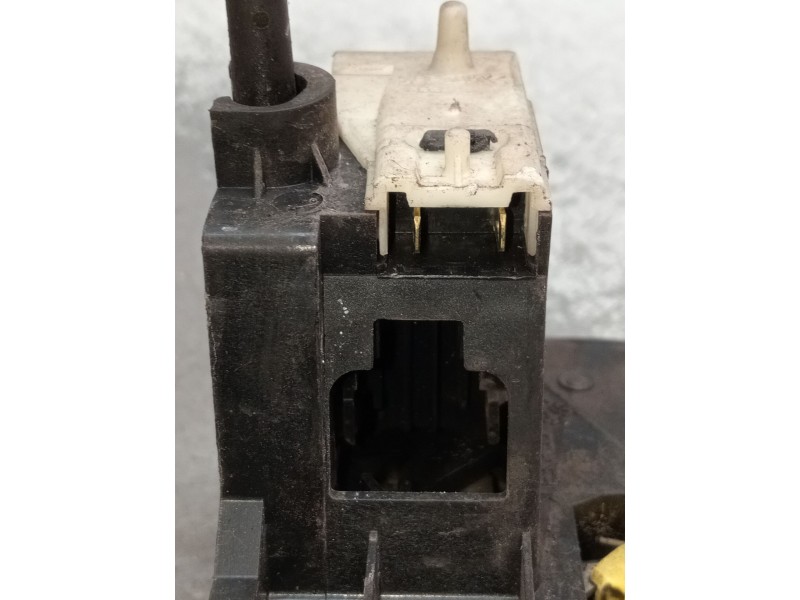 Recambio de motor cierre centralizado delantero izquierdo para renault clio ii (bb_, cb_) 1.5 dci (b/cb08) referencia OEM IAM   