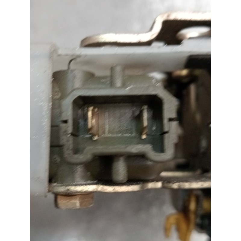 Recambio de motor cierre centralizado trasero derecho para renault clio ii (bb_, cb_) 1.5 dci (b/cb08) referencia OEM IAM   