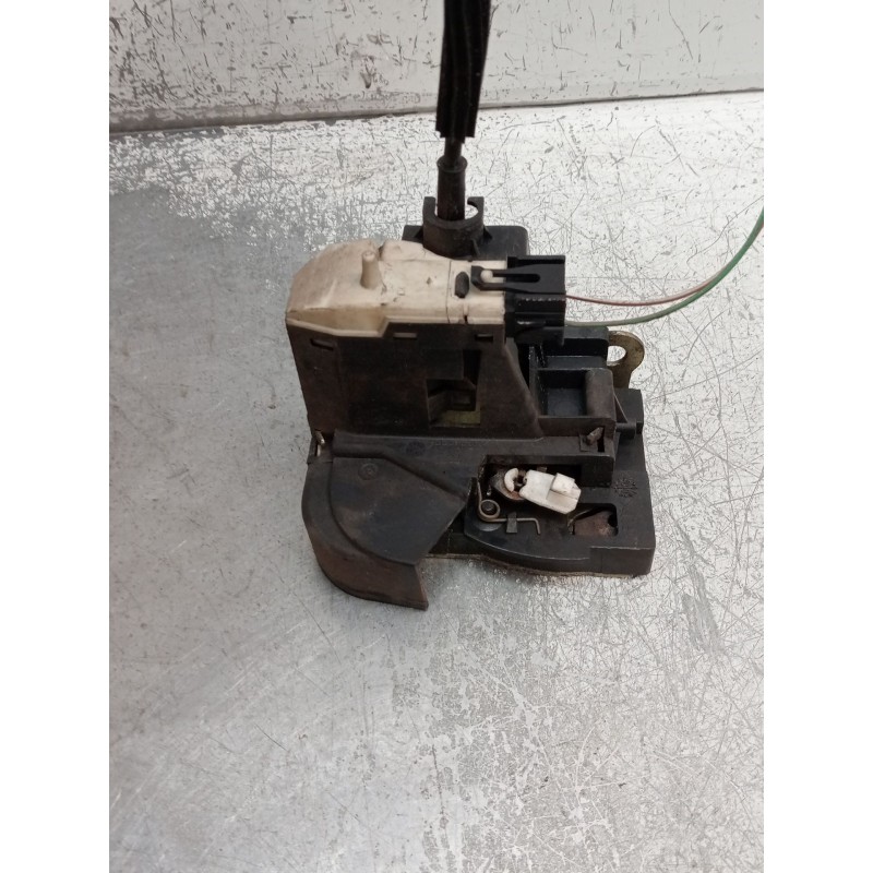 Recambio de motor cierre centralizado delantero derecho para renault clio ii (bb_, cb_) 1.5 dci (b/cb08) referencia OEM IAM   