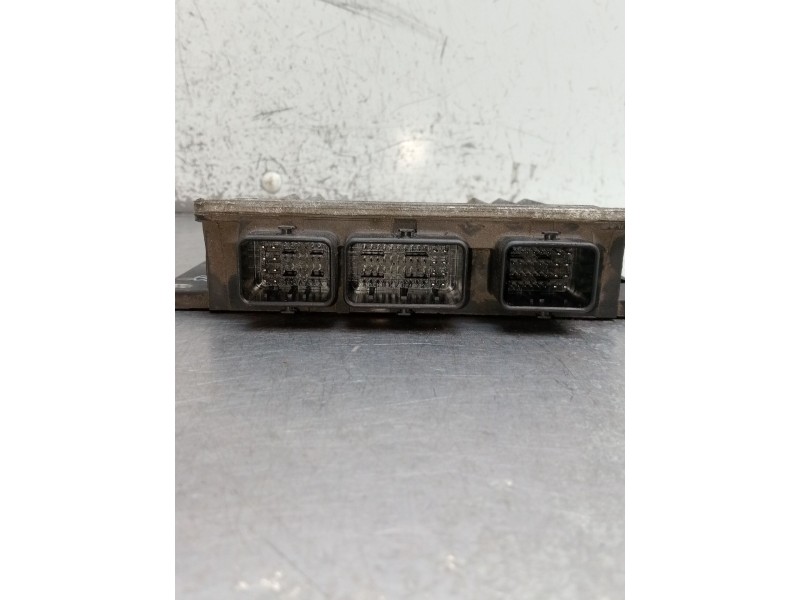 Recambio de centralita motor uce para renault clio ii (bb_, cb_) 1.5 dci (b/cb08) referencia OEM IAM 8200331477 8200374150 