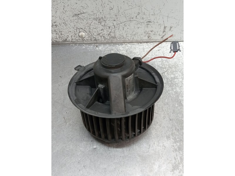 Recambio de motor calefaccion para seat ibiza ii (6k1) 1.9 d referencia OEM IAM 3137020027 6N1819021 