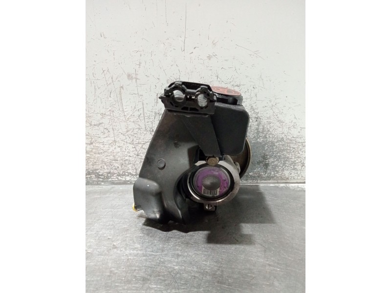 Recambio de bomba direccion para peugeot 206 hatchback (2a/c) 1.4 i referencia OEM IAM 9636868880  
