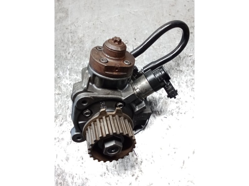 Recambio de bomba inyeccion para peugeot partner tepee 1.6 hdi 90 referencia OEM IAM 0445010516 9688499680 BOSCH