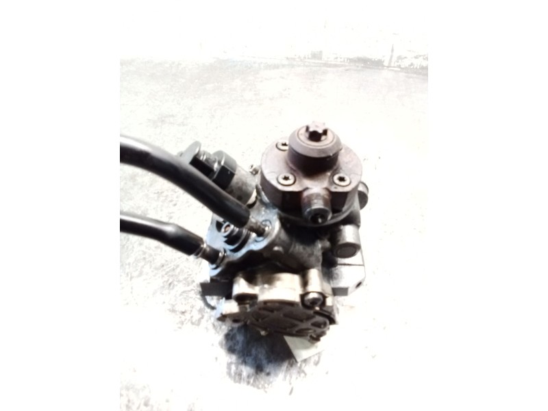 Recambio de bomba inyeccion para peugeot partner tepee 1.6 hdi 90 referencia OEM IAM 0445010516 9688499680 BOSCH